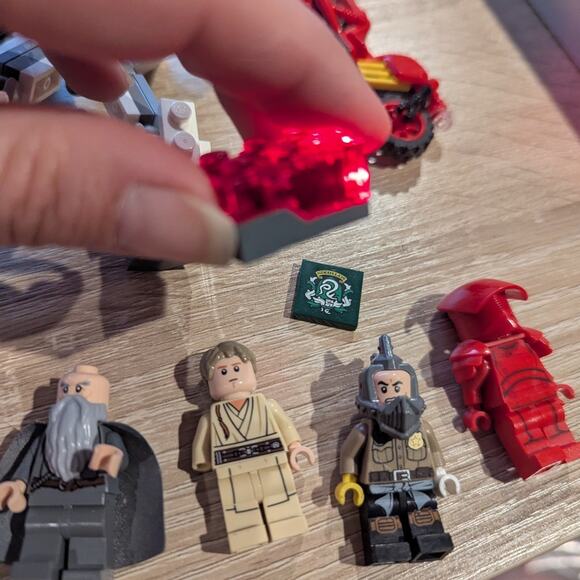 LEGO Minifigure Lot Luke Skywalker Praetorian Guard LED Brick and More - Picture 3 of 5